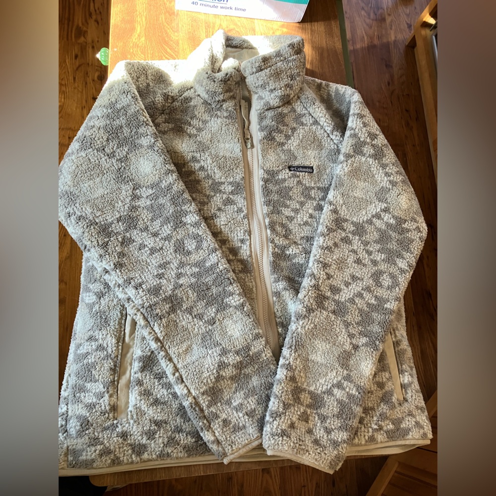 Columbia zip up fleece jacket
